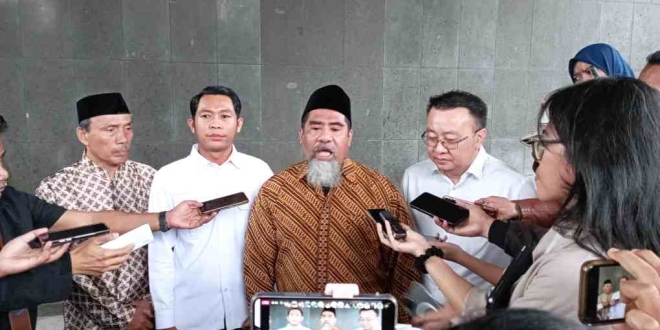 Hasil Tes LAB Food Tray impor china positif pelumasnya mengandung campuran minyak Babi. RMI NU DKI Minta MENDAG Stop Import karena Mencederai Aqidah umat muslim.