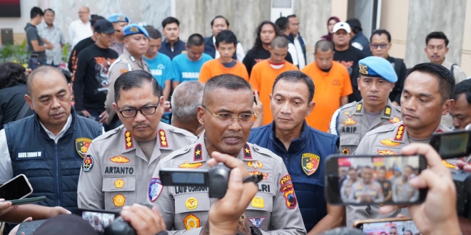 Tangani Aksi Anarkis, Polda Jateng Tegas Bedakan Aksi Damai dan Pelaku Kerusuhan